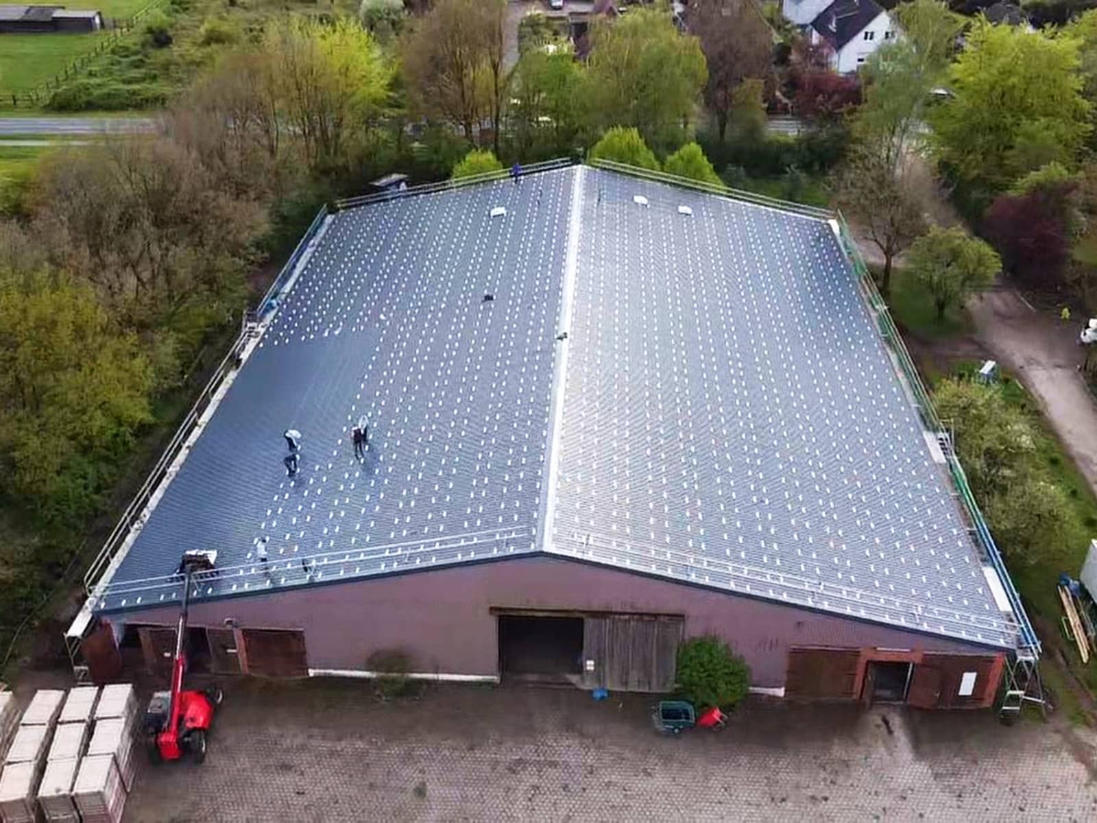 Buchholz 450 kwp inkl. Asbestsanierung