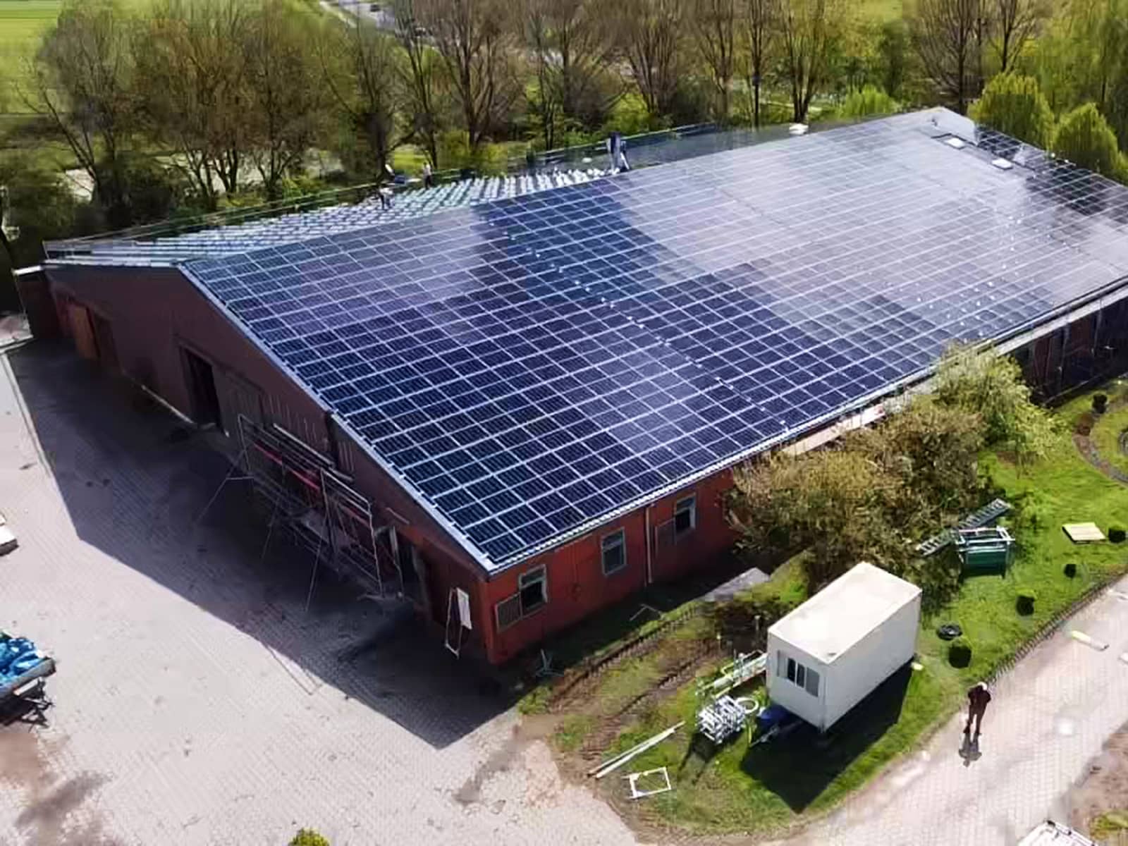 Buchholz 450 kwp inkl. Asbestsanierung