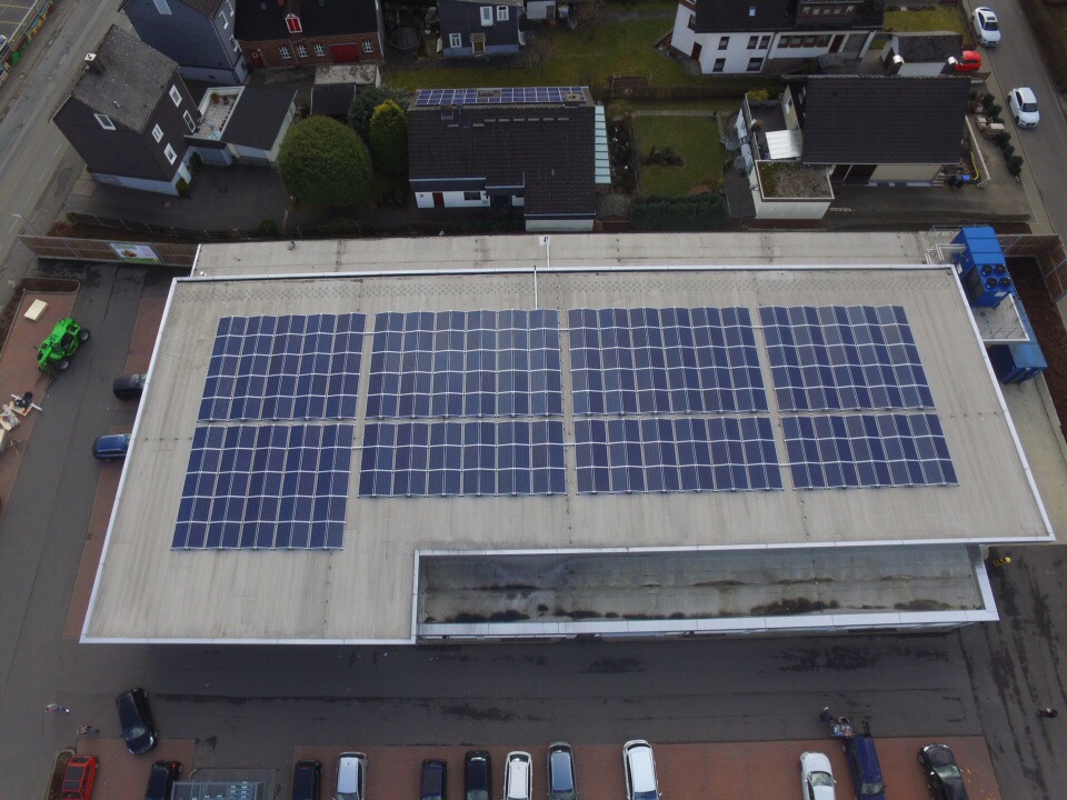 Ost / West Aufständerungen Flachdach